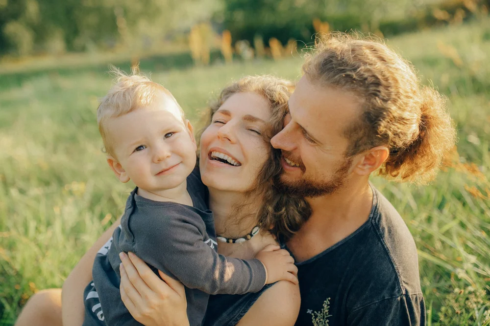 Couples therapy can help couples find peace in their relationships.